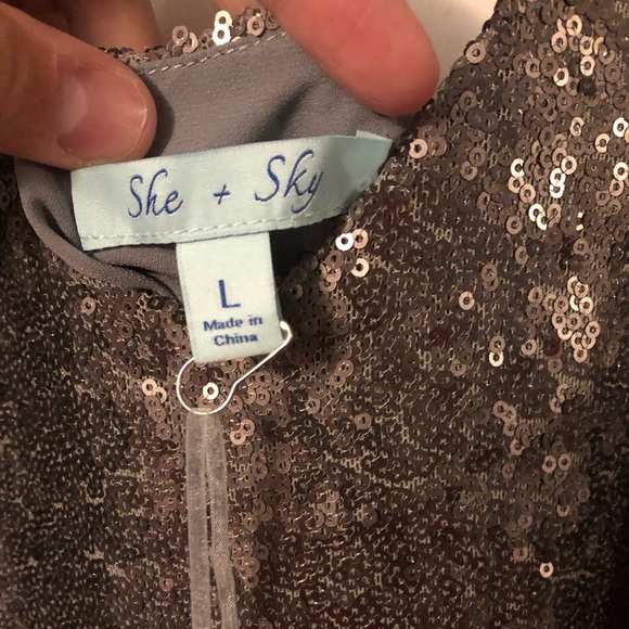 NWT!! Silver sequin top size L!! - Picture 3 of 3